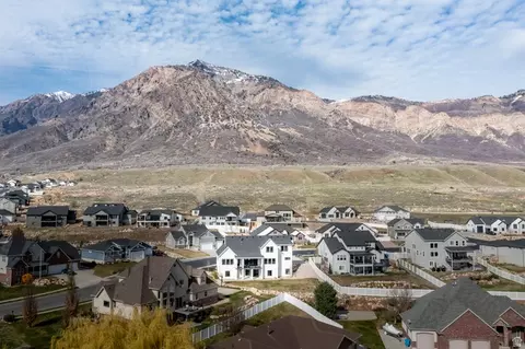 View/Area - 159 E 3900 N, North Ogden, UT 84414 photo 2 of 4