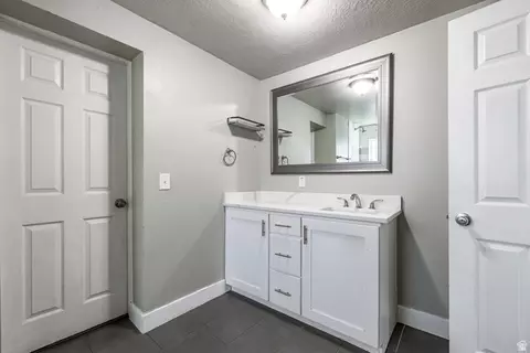 Bath - 150 S 450 E, Clearfield, UT 84015 photo 1 of 3