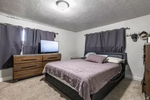 Bedroom - 150 S 450 E, Clearfield, UT 84015 photo 1 of 3