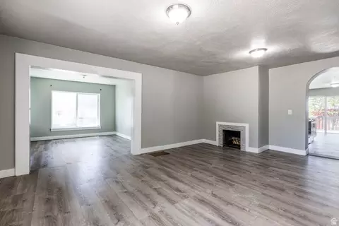 Living - 150 S 450 E, Clearfield, UT 84015 photo 1 of 6