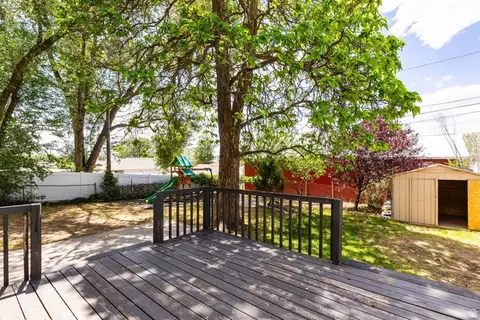 Exterior - 150 S 450 E, Clearfield, UT 84015 photo 9 of 9