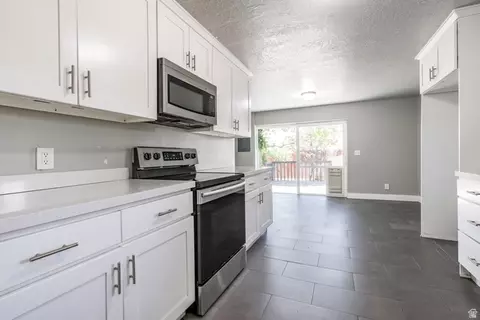 Kitchen - 150 S 450 E, Clearfield, UT 84015 photo 1 of 5