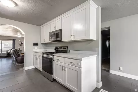 Kitchen - 150 S 450 E, Clearfield, UT 84015 photo 1 of 1