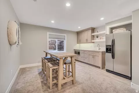Kitchen - 329 E Brown Farm Ln S, Draper, UT 84020 photo 4 of 4