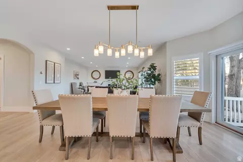 Dining - 329 E Brown Farm Ln S, Draper, UT 84020 photo 2 of 3