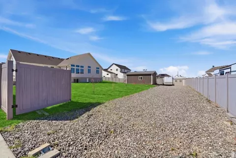 Exterior - 572 W 500 N, Mapleton, UT 84664 photo 4 of 4