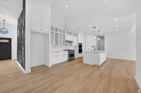 Entry Way - 572 W 500 N, Mapleton, UT 84664 photo 1 of 3