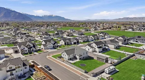 View/Area - 572 W 500 N, Mapleton, UT 84664 photo 3 of 5