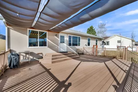 Exterior - 694 E 260 S, Midway, UT 84049 photo 5 of 12