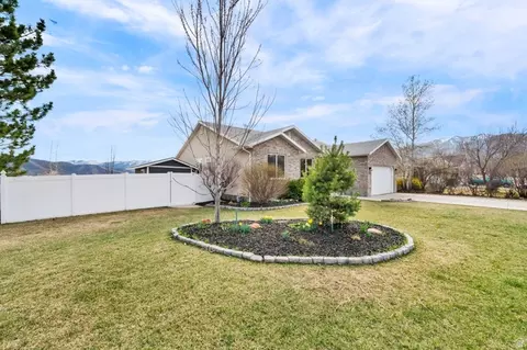Exterior - 694 E 260 S, Midway, UT 84049 photo 10 of 12