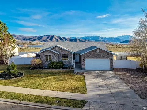 View/Area - 694 E 260 S, Midway, UT 84049 photo 3 of 8