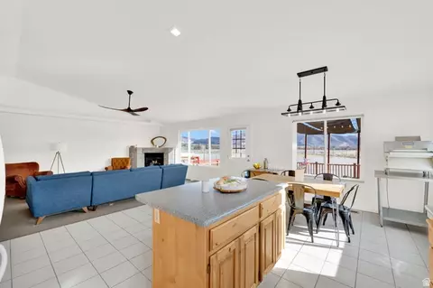 Kitchen - 694 E 260 S, Midway, UT 84049 photo 4 of 6