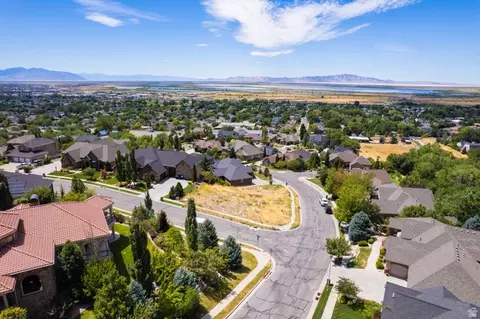 145 E Ford Canyon Dr, Centerville, UT 84014 photo 5
