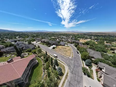 145 E Ford Canyon Dr, Centerville, UT 84014 photo 4