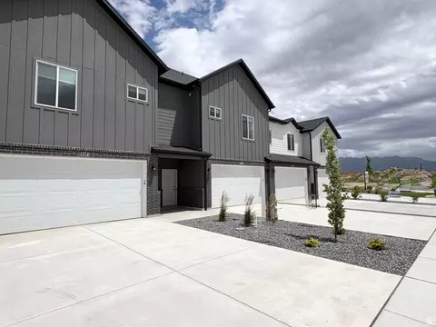 4354 W 1825 N #104, West Point, UT 84015