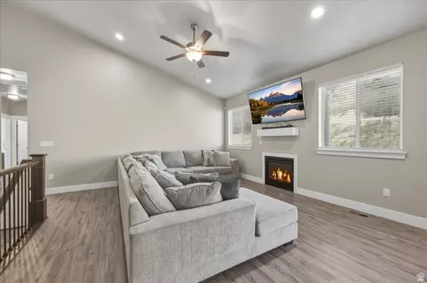 Living - 45 W Memory Ln, Tooele, UT 84074 photo 1 of 1