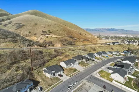 View/Area - 45 W Memory Ln, Tooele, UT 84074 photo 4 of 4