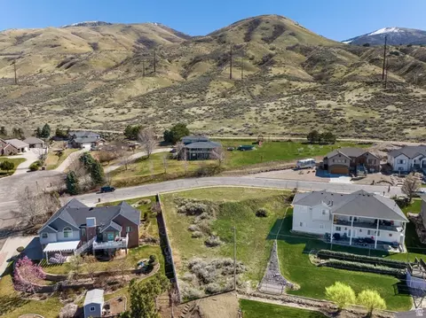2510 S Elm Grove Dr W, Perry, UT 84302 photo 5