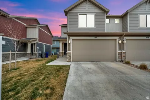 228 E Hummingbird Ct, Saratoga Springs, UT 84045
