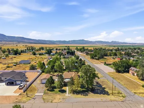 View/Area - 204 E 100 N, Meadow, UT 84644 photo 2 of 5
