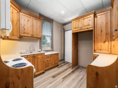 Kitchen - 204 E 100 N, Meadow, UT 84644 photo 1 of 3