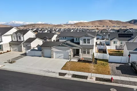 View/Area - 6446 N Pine Tree Way, Eagle Mountain, UT 84005 photo 1 of 7