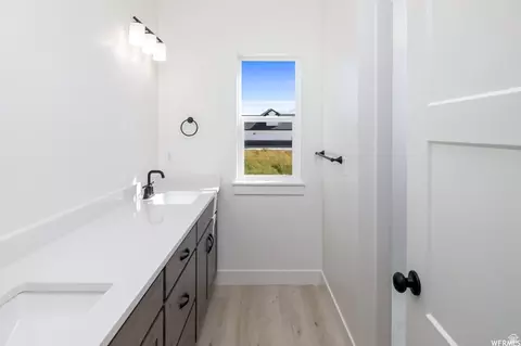Bath - 321 E 450 S #104, Willard, UT 84340 photo 1 of 2