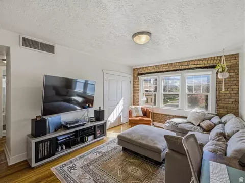 555 E 100 S #408, Salt Lake City, UT 84102