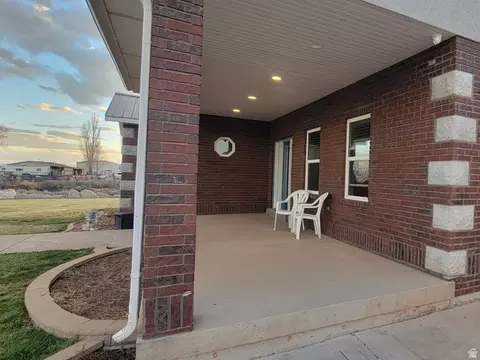 Exterior - 9755 E 4000 N, Lapoint, UT 84039 photo 3 of 28