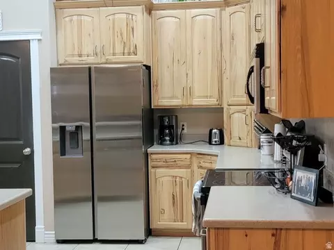 Kitchen - 9755 E 4000 N, Lapoint, UT 84039 photo 5 of 6