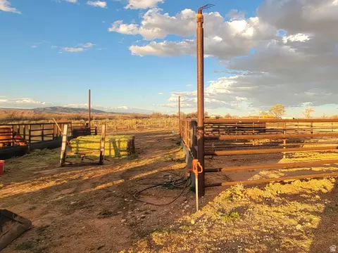 Exterior - 9755 E 4000 N, Lapoint, UT 84039 photo 10 of 28