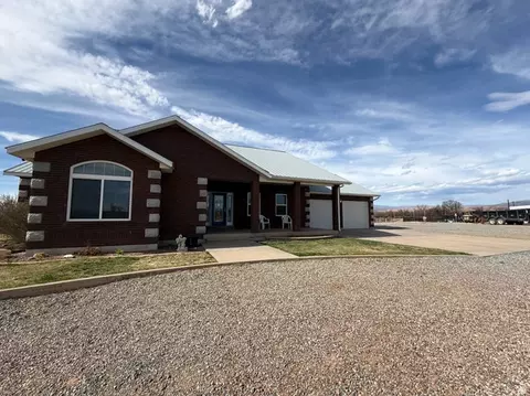 Exterior - 9755 E 4000 N, Lapoint, UT 84039 photo 22 of 30