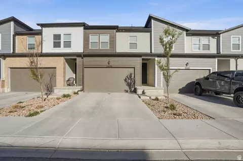 13499 S Langdon Dr, Riverton, UT 84096