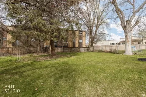 Exterior - 265 W 200 N, Logan, UT 84321 photo 8 of 9