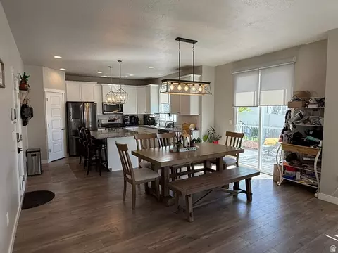 Dining - 1754 E 1560 N, Spanish Fork, UT 84660 photo 1 of 2