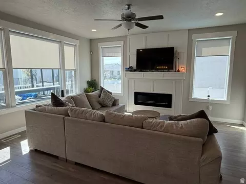Living - 1754 E 1560 N, Spanish Fork, UT 84660 photo 2 of 5