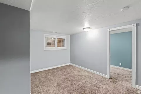 Bedroom - 1761 S Davis Blvd E, Bountiful, UT 84010 photo 5 of 6