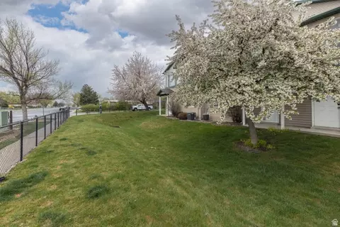 Exterior - 824 E 760 N, Ogden, UT 84404 photo 6 of 8