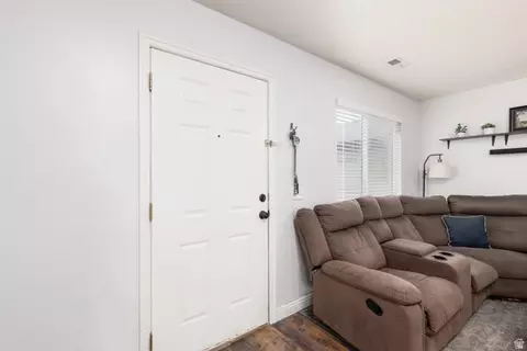 Entry Way - 824 E 760 N, Ogden, UT 84404 photo 1 of 3