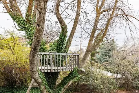 Exterior - 4160 S 2700 E, Holladay, UT 84124 photo 5 of 15