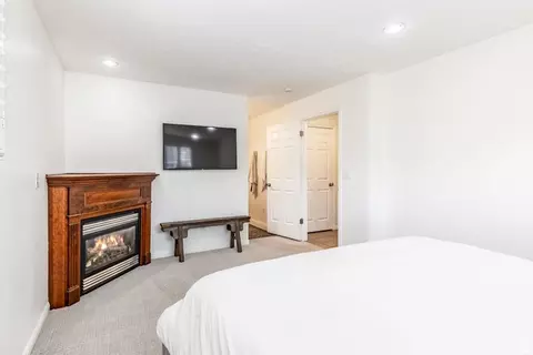 Bedroom - 4160 S 2700 E, Holladay, UT 84124 photo 3 of 6