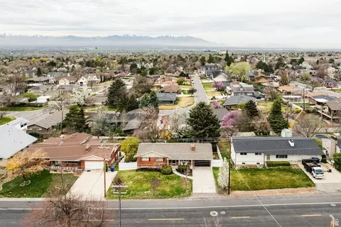 View/Area - 4160 S 2700 E, Holladay, UT 84124 photo 1 of 7