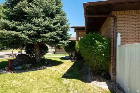Exterior - 110 E 300 S, Beaver, UT 84713 photo 16 of 26