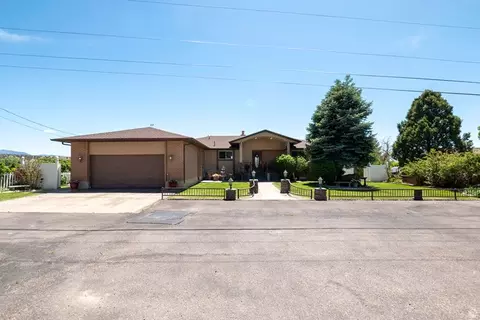 110 E 300 S, Beaver, UT 84713