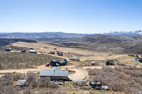 View/Area - 277 E Crestview Dr, Wanship, UT 84017 photo 4 of 11