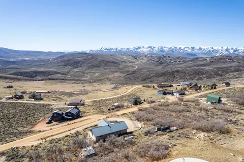View/Area - 277 E Crestview Dr, Wanship, UT 84017 photo 5 of 11
