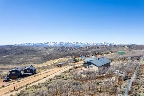 View/Area - 277 E Crestview Dr, Wanship, UT 84017 photo 3 of 11