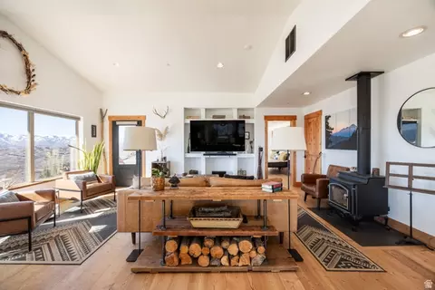 Living - 277 E Crestview Dr, Wanship, UT 84017 photo 2 of 7