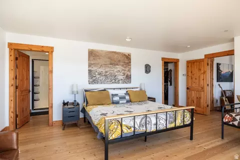 Bedroom - 277 E Crestview Dr, Wanship, UT 84017 photo 2 of 4