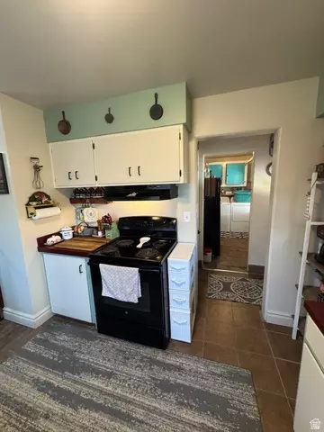 Kitchen - 158 W 100 S, Moroni, UT 84646 photo 4 of 5